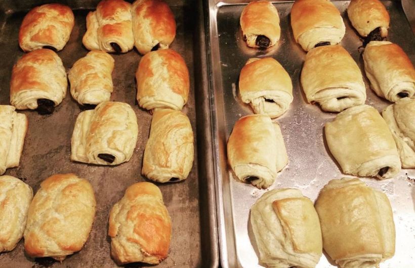 02_baking pain au chocolat